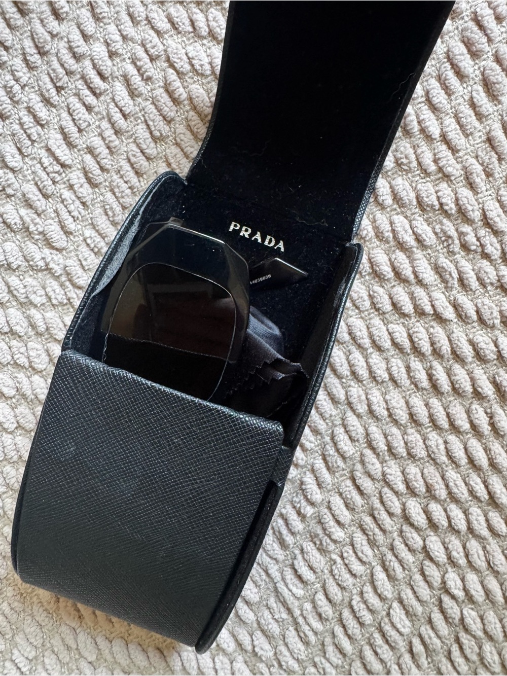 Prada Women’s Sunglasses with Black Case - Picture 3 of 10